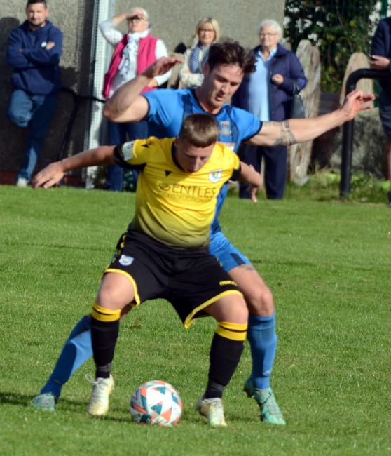 David Lyon equalised for visitors